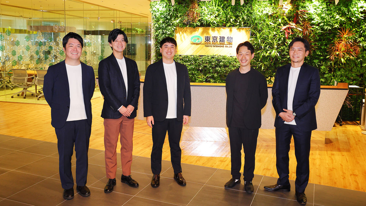 左から東京建物・伊東弘樹氏、星野正樹氏、柴山脩人氏、電通デジタル石井卓馬、植田将宏