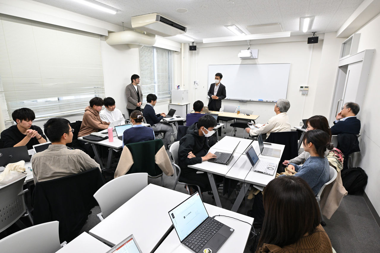 河本ゼミ発表会の様子