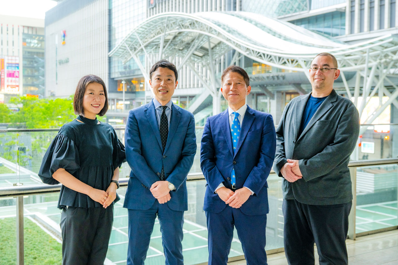JR九州駅ビルホールディングスの「2030年ビジョン」策定ストーリーはこちら 