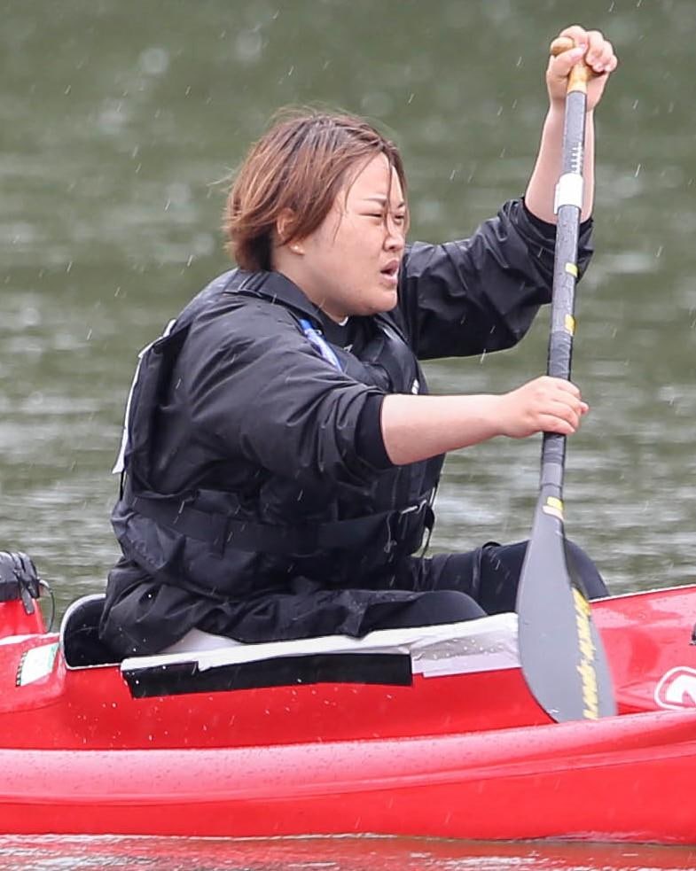 写真　こまつ さき選手