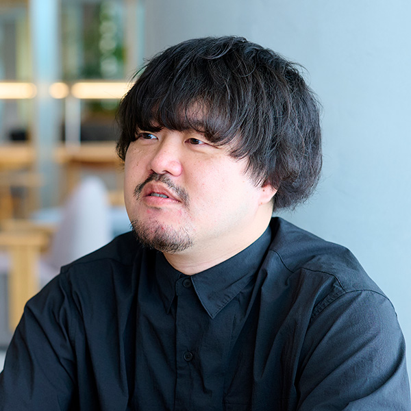 戸塚 亮介