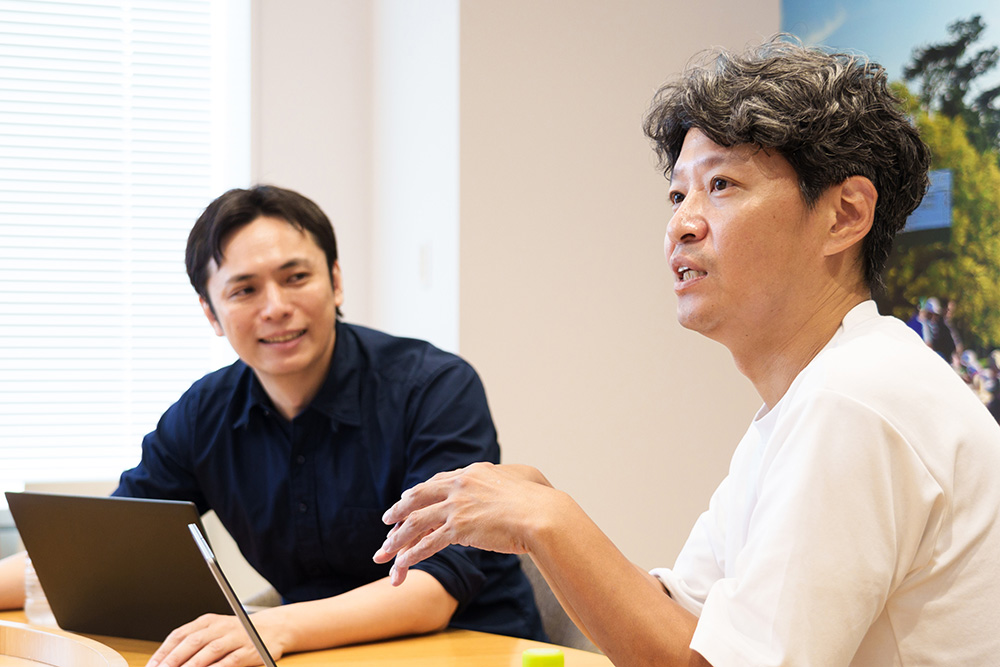 左から電通デジタル 山本覚 、ゴルフダイジェスト・オンライン 加藤裕稔氏 