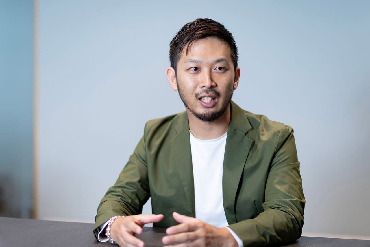 一宮慎治（第3アカウントプラニング第1事業部 事業部長 兼 MC統括室営業戦略部 ディレクター）  2013年にCCIに転職して以降、一貫してデジタルメディアプランナーとして多様な業種をご支援。2019年に電通デジタルに参画。メディアによるご支援に留まらず大型コンペ、マーケティング組織支援、データ基盤構築など様々なプロジェクトをリード。2021年1月より現職。 