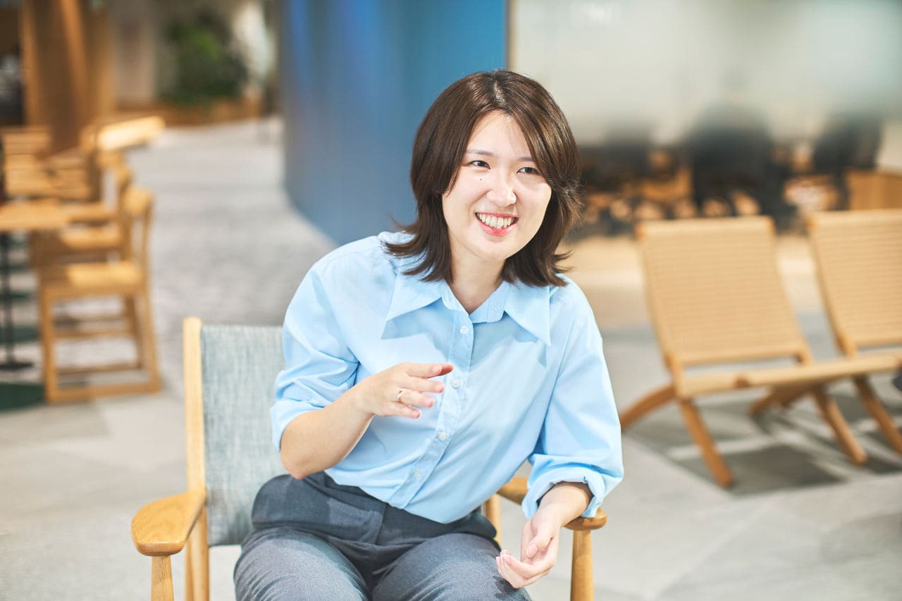 魚禎恩（営業戦略部 営業企画グループ）   2017年PR会社に新卒で入社後、2020年に電通デジタルに中途入社。アカウントプランナーとして関西のクライアント企業を担当している